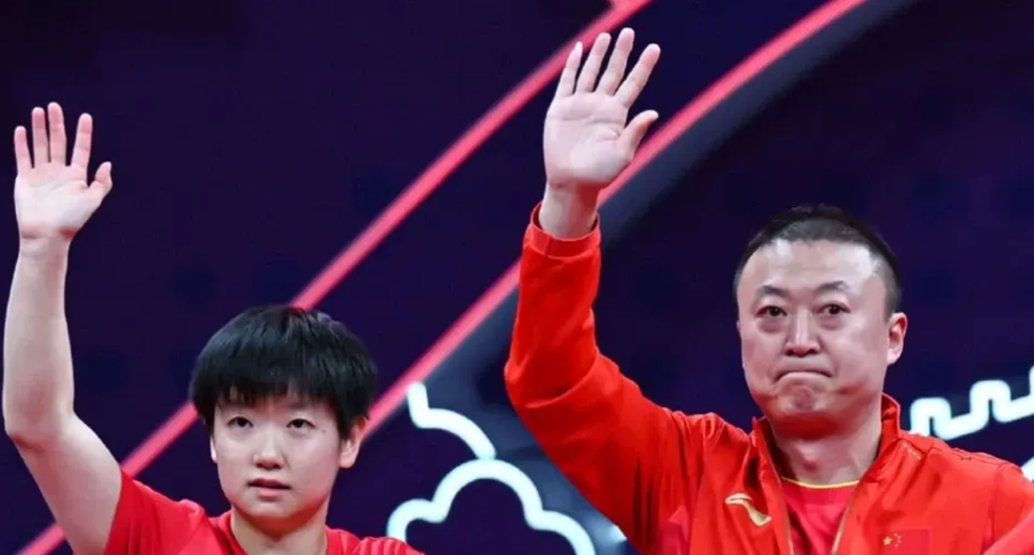中国羽毛球队完胜日本羽毛球队,马琳送出助攻 中国羽毛球队完胜日本羽毛球队,马琳送出助攻