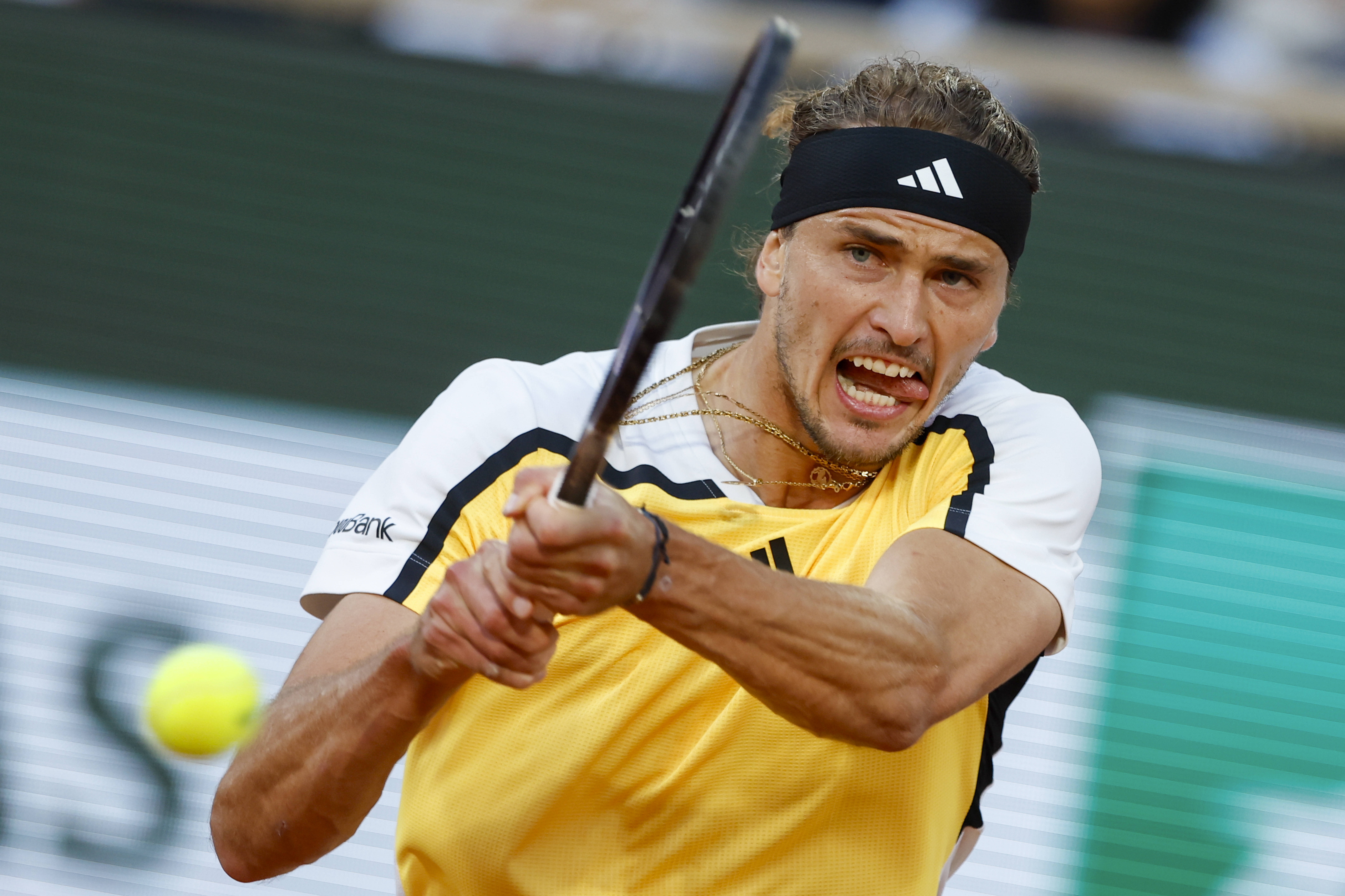 关于拉沃尔杯碾压法网，兹维列夫统治全场的信息