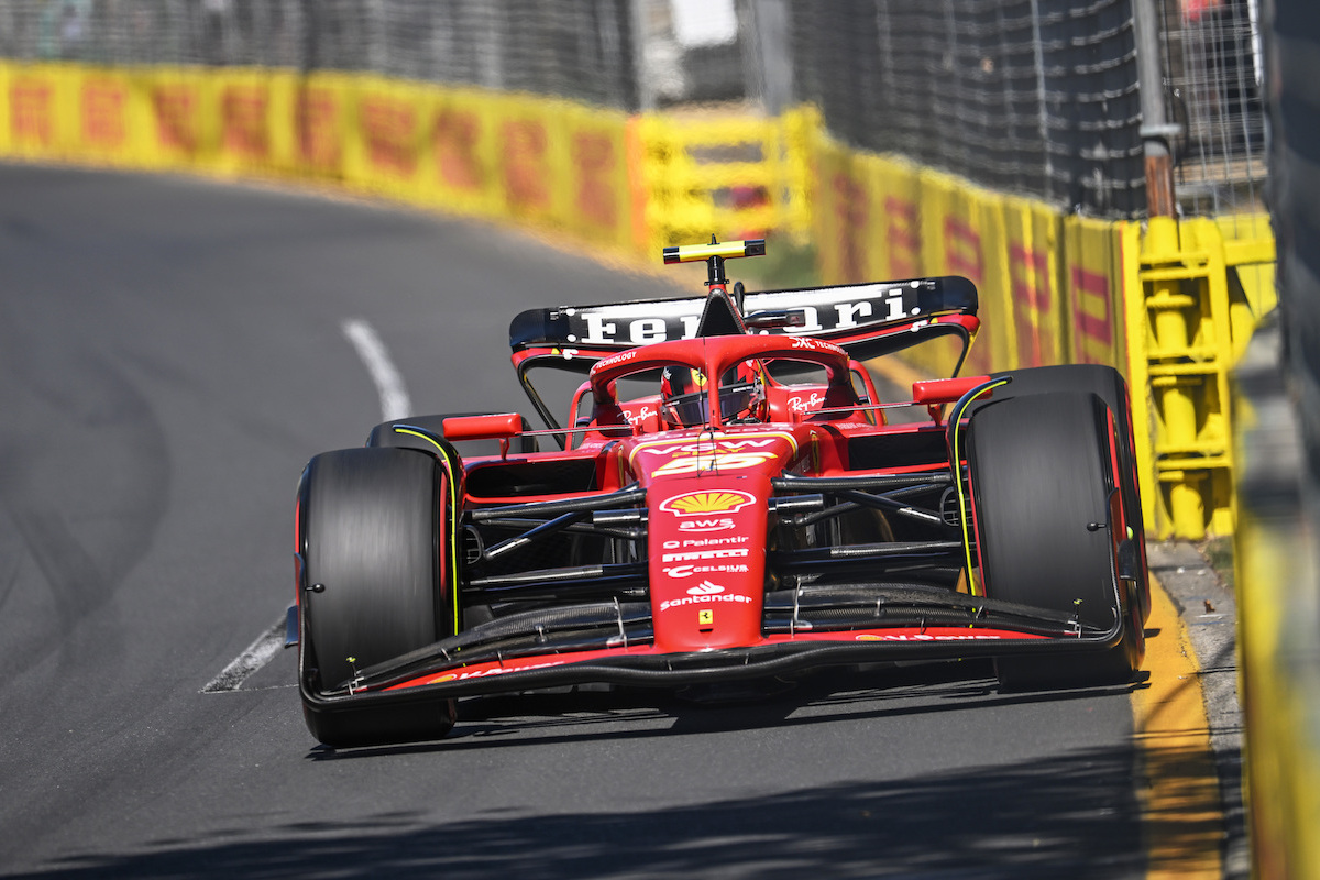 威廉姆斯鏖战雷诺车队,佩雷兹惊艳四座 威廉姆斯鏖战雷诺车队,佩雷兹惊艳四座