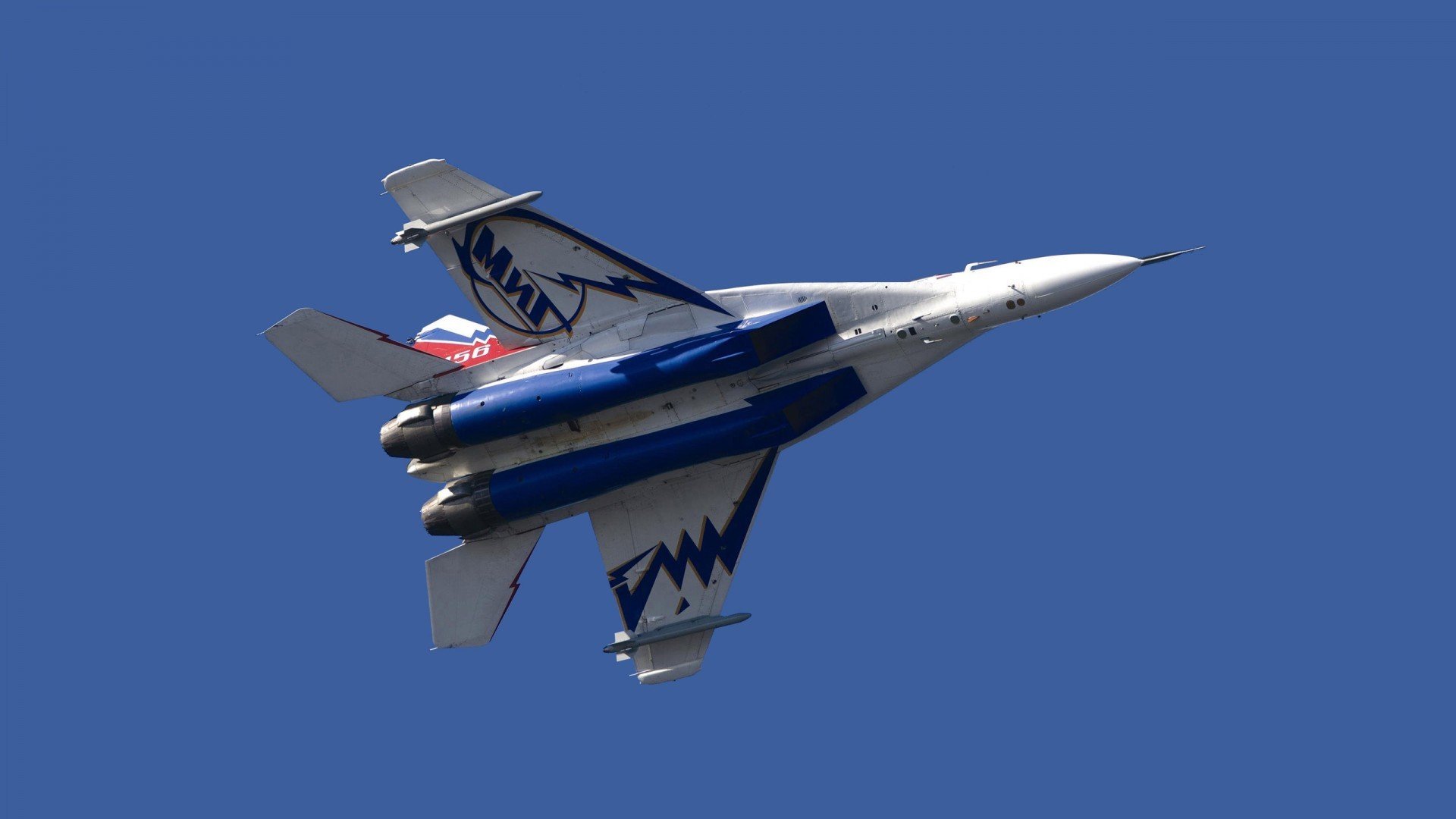 非奥运赛场的奥运级对决，塞维利亚用足球诠释周期制胜的真理