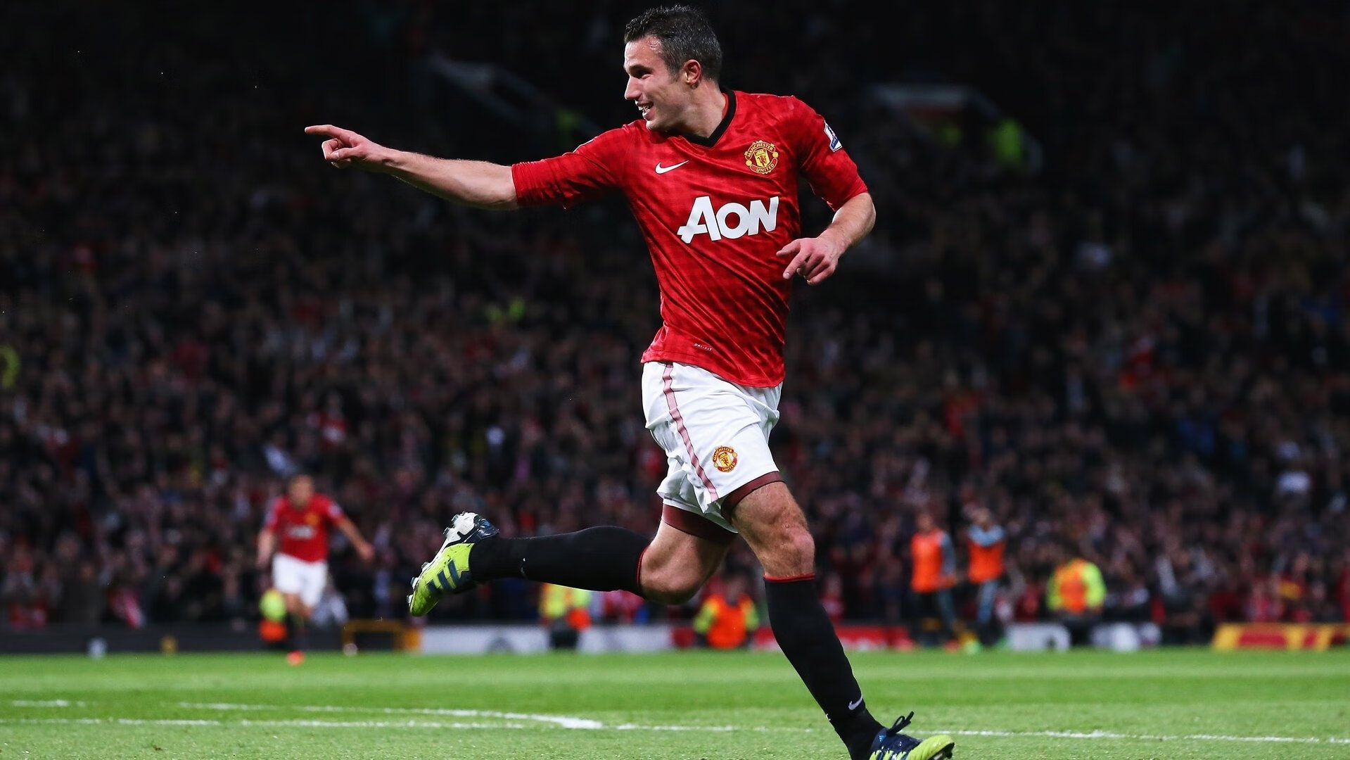 伯纳乌星图上的新刻度，维尼修斯，为德比之夜镌刻唯一火焰