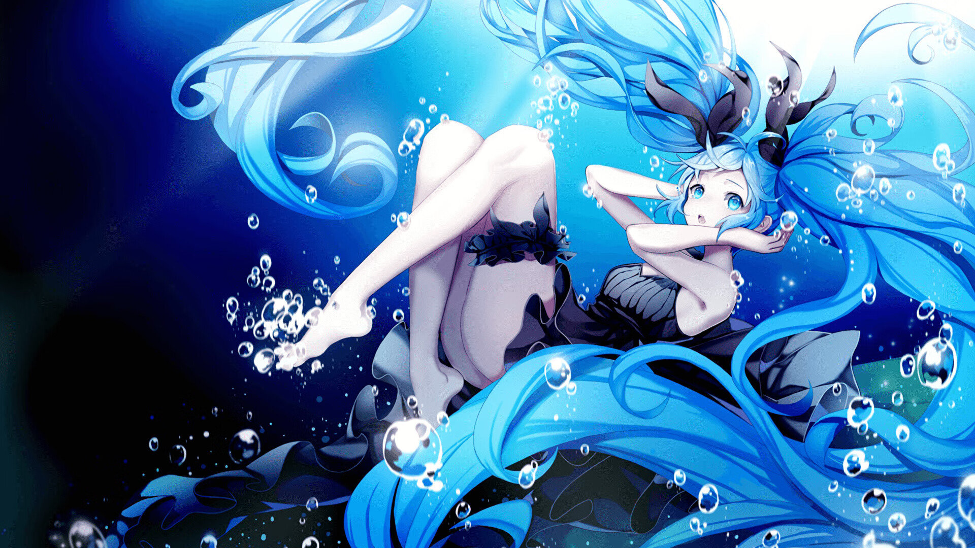 雨幕中的指挥家，法比尼奥如何以一次大师级决策，在F1新赛季揭幕战之夜谱写胜利乐章